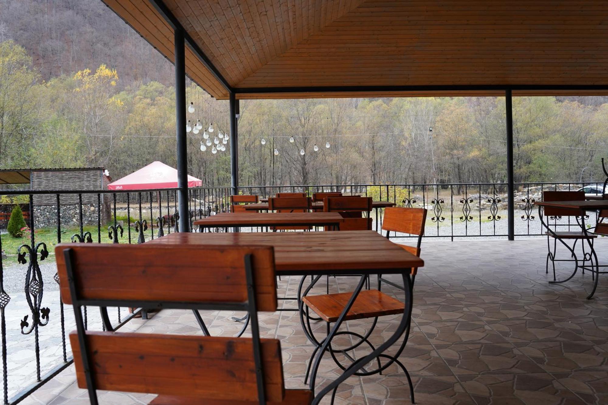 Tourist Complex Khomi Hotell Ch'argali Exteriör bild