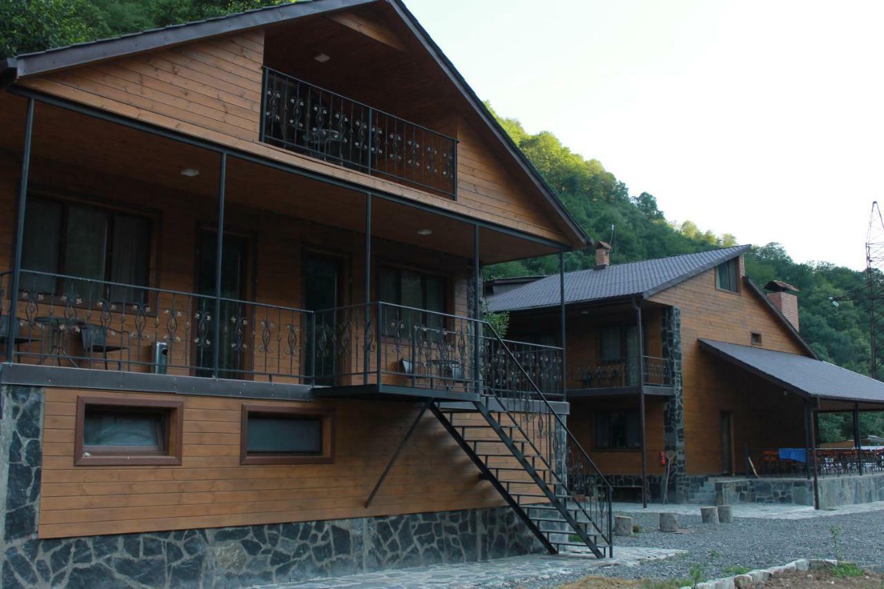 Tourist Complex Khomi Hotell Ch'argali Exteriör bild